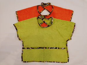 Lot de 2 bavoirs bébé à manches-tissu coton imprimé (wax).