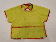 Charger l&#39;image dans la galerie, Lot de 2 bavoirs bébé à manches-tissu coton imprimé (wax).
