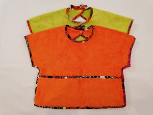 Lot de 2 bavoirs bébé à manches-tissu coton imprimé (wax).