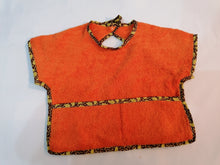将图片加载到图库查看器，Lot de 2 bavoirs bébé à manches-tissu coton imprimé (wax).
